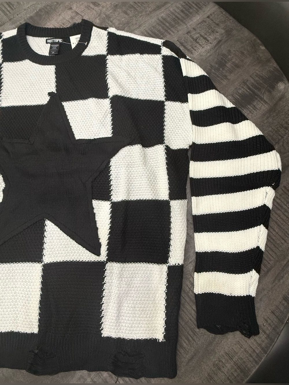 Hot Topic Black and White Checkerboard Star Crewneck Sweater - Picture 5 of 6